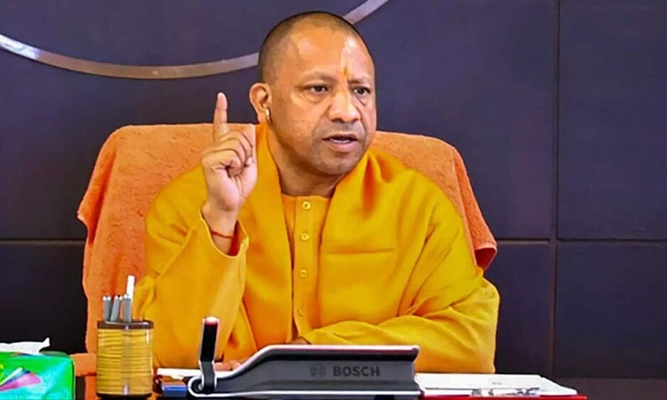 योगी सरकार का शिक्षकों को बड़ा तोहफा: अब रिटायरमेंट पर मिलेंगे 25 लाख, ग्रेच्युटी सीमा में भारी बढ़ोतरी